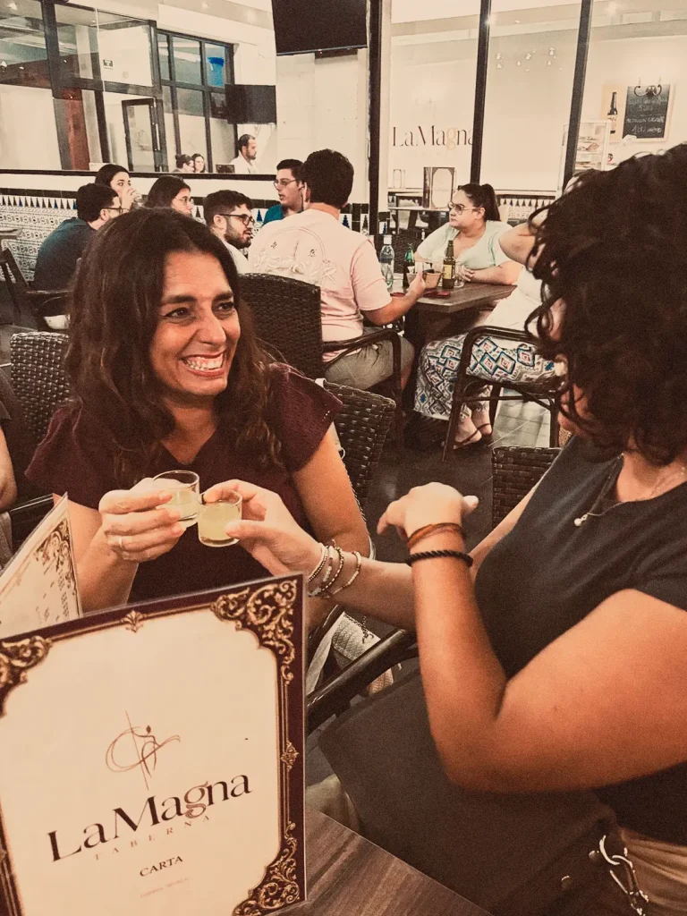 Una conversación alrededor de la mesa