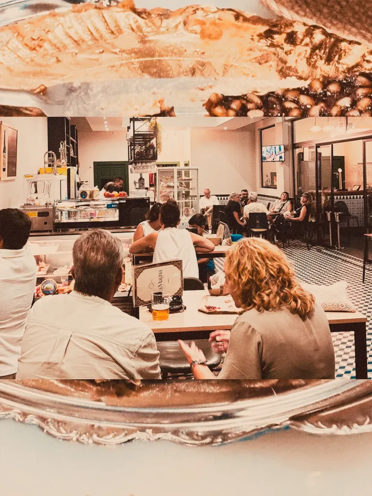 La sala durante el servicio